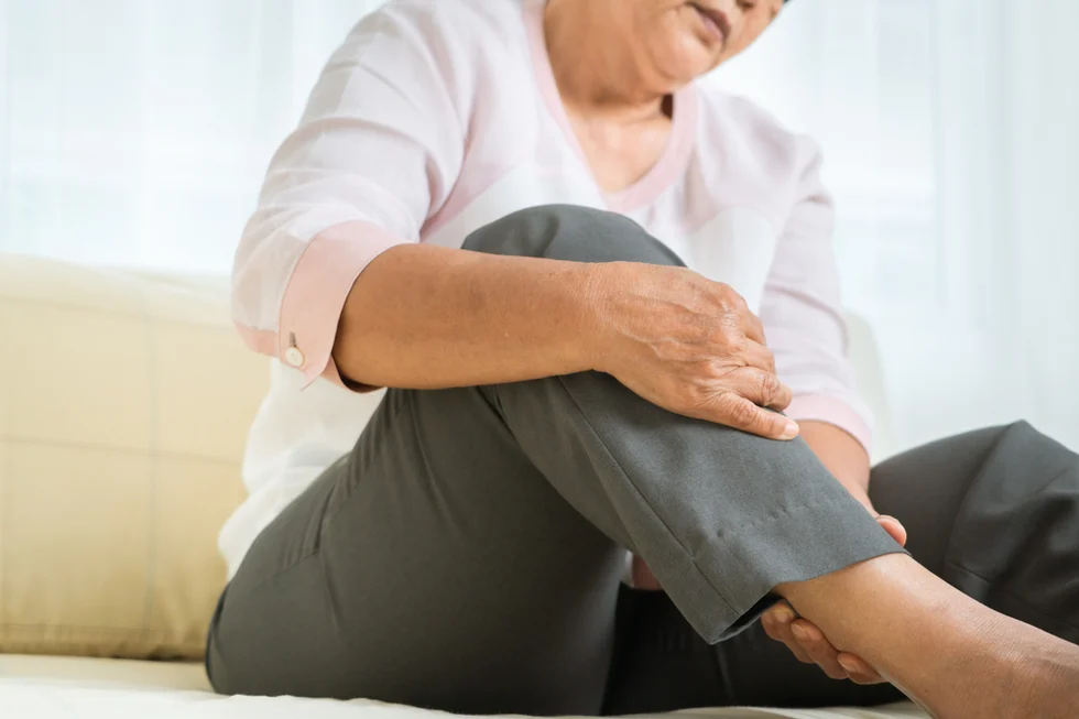 what are the causes of vein swelling.jpg